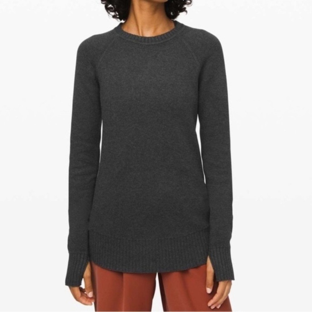Lululemon Still Lotus Reversible sweater size XS